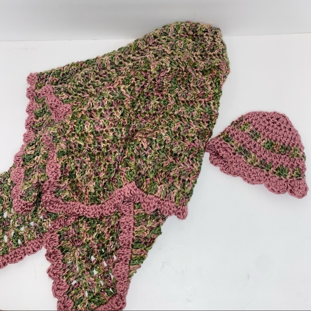 Handmade Matching Baby Green and Pink Cozy Crochet Knit  Blanket and Hat Set - Picture 3 of 8